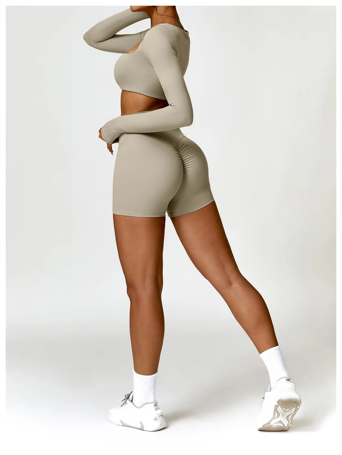 Women’s Long Sleeve Gym & Yoga Top – Breathable, Stretchy, Push-Up Fit - Champions Clubs